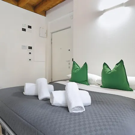 Appartement Just Urban - Boutique With Parking And Gym